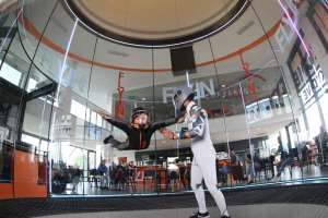 Indoor Skydiving: Fly-In Luik